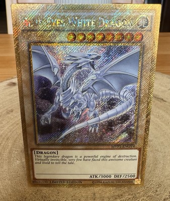 Blue-Eyes White Dragon (Gold Secret Rare) MVP1-ENGV4-image