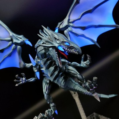 Blue Eyes White Dragon Yu-Gi-Oh! Plastic Model Full Painted-image