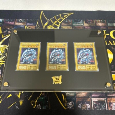 Yu-Gi-Oh 25th ANNIVERSARY ULTIMATE KAIBA SET Blue-Eyes White dragon USED NO CASE-image