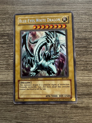 Blue-Eyes White Dragon BPT-003 2002 Collectors Tin Limited Edition-image