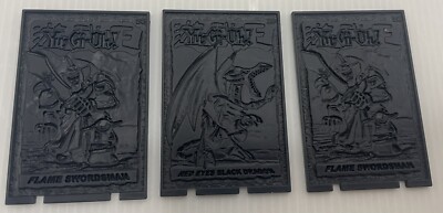 Vintage 1996 YuGiOh Kazuki Takahashi Black Plastic Card Lot Red Eyes Dragon-image