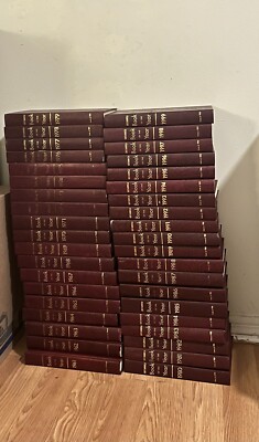 britannica book of the year set-image