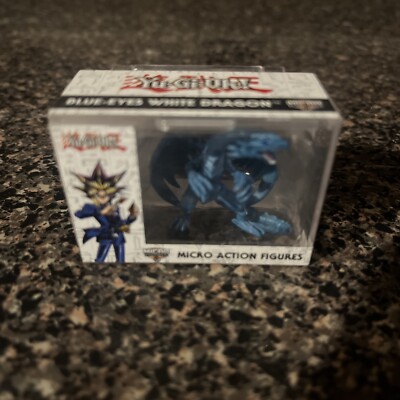 World's Smallest Micro Figures Yu-Gi-Oh! - #455 BLUE EYES WHITE DRAGON! #X702-image