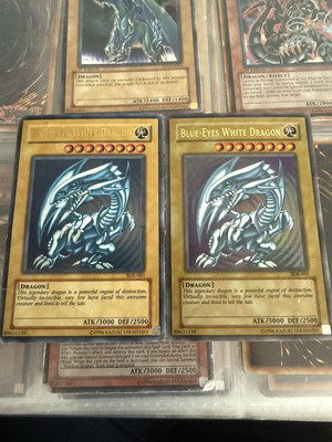 Two Blue-eyes White Dragon Sdk-001 Used-image