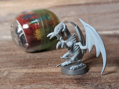TOMY BUILDABLE YUGIOH MINI FIGURE CAKE TOPPERS FAVORS BLUE EYES WHITE DRAGON-image