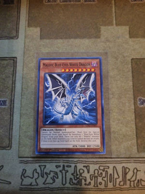 YUGIOH MALEFIC BLUE-EYES WHITE DRAGON LDS2-EN005 COMMON 1ST EDITION NM-image