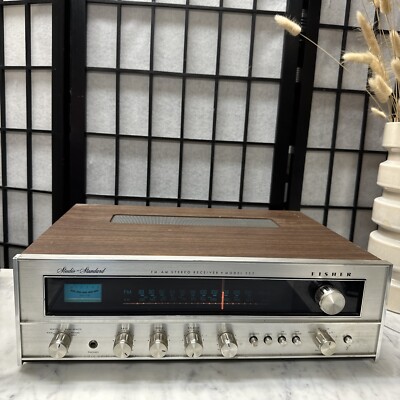 Fisher 232 48W Stereo Receiver Phono In Wood Casing-image