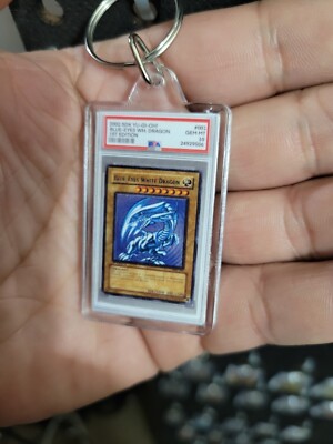 NOVELTY KEYCHAIN Yugioh Blue Eyes White Dragon 1st edition (NOT ACTUAL CARD)-image