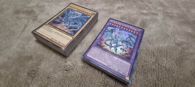 Yu-Gi-Oh! Blue-Eyes White Dragon Deck-image