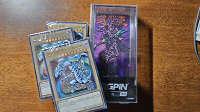 Yu-Gi-Oh Saga of Blue Eyes White Dragon 3x Deck Sealed + Dark Magican LTD FigPin-image