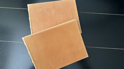 Set of two leather bound photo Albums.-image