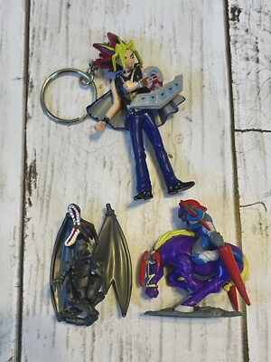 Yugioh Red Eyes Black Dragon Gaia Yami Yugi Key Chain Mattel 2