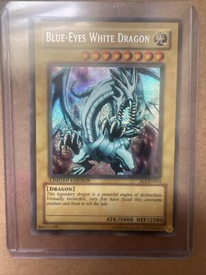Blue Eyes White Dragon Yugioh TCG Secret Rare Holo-foil Limited Edition-image