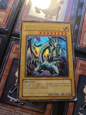 Yu-Gi-Oh! Blue-Eyes White Dragon LOB-001 HOLOFOIL SHIFT ERROR-image