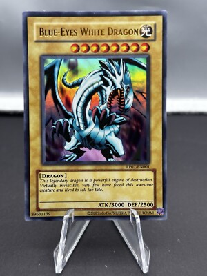 Yu-Gi-Oh TCG Blue-Eyes White Dragon Retro Pack RP01-EN001 (2024) Ultra Rare-image
