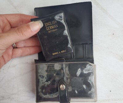 VTG Mini BARNES & NOBLE English German Deutsch English Dictionary 1967 Book Set -image