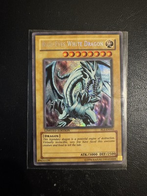 Blue-Eyes White Dragon FL1-EN001 Forbidden Legacy Limited Edition-image