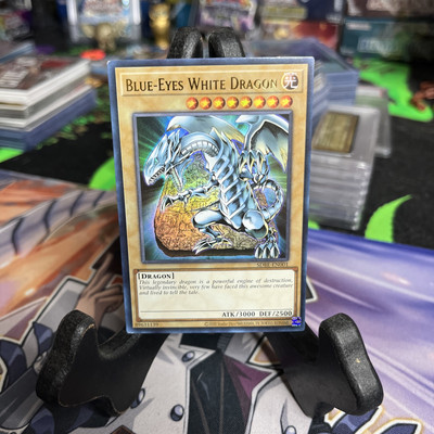 Yugioh! Blue-Eyes White Dragon - SDBE-EN001 - Ultra Rare - Unlimited NM-image