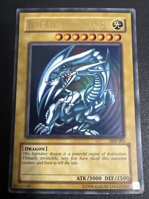 1996 Rare Blue-Eyes White Dragon Holo  Yugioh Card SDK-001-image