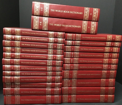 World Book Encyclopedia COMPLETE SET of 21 Volumes 1986 + Index & 14 Yearbooks-image