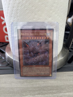 Yugioh Red-Eyes Darkness Dragon SD1-EN001 1st Edition Ultra Rare NM/MINT HOLO-image