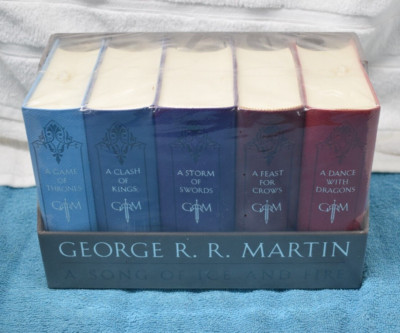 George Martin A Song of Ice & Fire Box Set Sealed Leather P-3-image