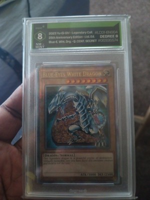 Blue-Eyes White Dragon Legendary Collection: 25th Anniversary Limited Edition-image