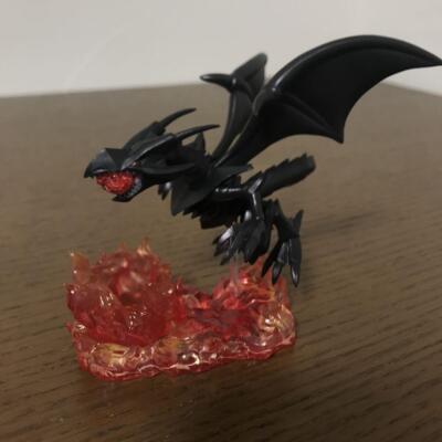 Yu-Gi-Oh! Duel Monsters red eyes black dragon figure doll DESKTOP COLLECTION toy-image