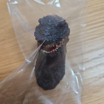 Godzilla Vs Kong Monster Head Magnet, Ichibankuji, used, minor scratches-image