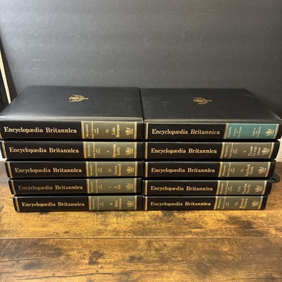 Lot of 10 Encyclopedia Britannica Micropedias & Propedia 15th Edition 1984 Set-image