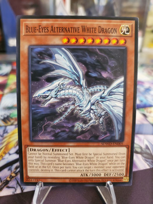 Blue-Eyes Alternative White Dragon SDWD-EN005 Common Yugioh Card -image