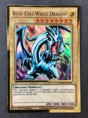 Yu-Gi-Oh TCG #MGED-EN001 Blue-Eyes White Dragon 1st Edition Gold Rare LP-image