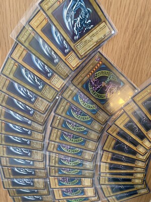 Yu-Gi-Oh Lot : Blue Eyes , Dark Magician, Red Eyes : SDK 001 / SDY 006 / SDJ 001-image