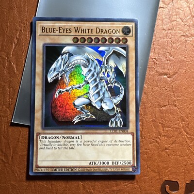 Yugioh x1 Blue-Eyes White Dragon Limited Edition LC01-EN004 (Near Mint!)-image