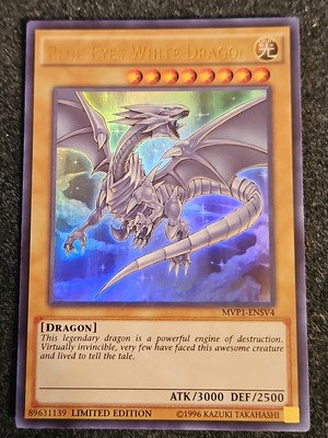 YUGIOH! Blue-Eyes White Dragon MVP1-EN055 MVP1-ENSV4 Ultra Rare NM-image