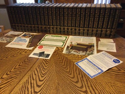 1976 FUNK & WAGNALLS ENCYCLOPEDIA SET #1 - #27 Excellent Condition Displays Well-image