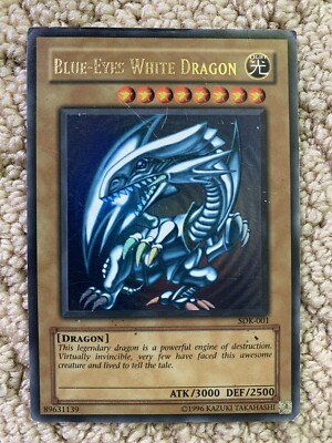 *** BLUE EYES WHITE DRAGON *** ULTRA RARE SDK-001 ORIGINAL YUGIOH!-image