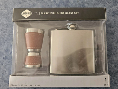 NIB Dashing Christmas Gift Set - 5oz Flask w Leather Bound Shot Glass GREAT GIFT-image