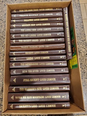 Imitation Leather Bound Set Of 17 Sackett Family Saga Books by Louis L'Amour-image