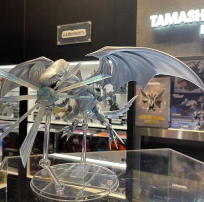 S.H. MonsterArts - Yu-Gi-Oh Blue Eyes White Dragon - TAMASHII NATIONS-US Seller-image