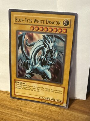 Yu-Gi-Oh! SUPER RARE HOLO CARD BLUE-EYES WHITE DRAGON SKE-001 NM-image