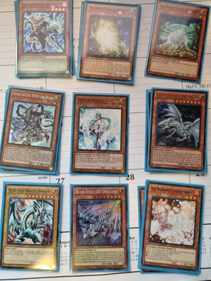 Yugioh Seto Kaiba Blue-Eyes White Dragon Deck-image