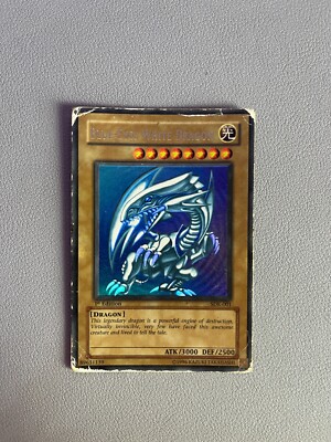 Blue Eyes White Dragon Ultra Rare SDK-001 card, 1st Edition, Yu-Gi-Oh TCG. -image