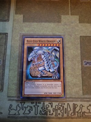 YUGIOH TCG BLUE-EYES WHITE DRAGON YSKR-EN001 COMMON 1ST EDITION NM -image