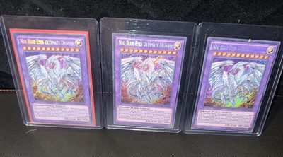 Neo Blue-Eyes Ultimate Dragon MVP1-ENS01 playset-image