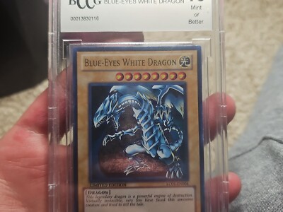 2010 LEGANDARY COLL. BLUE-EYES WHITE DRAGON  BCCG MINT 10-image