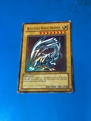 YUGIOH Ultra Rare Blue-Eyes White Dragon SDK-E001 1st Edition PLAYED-image