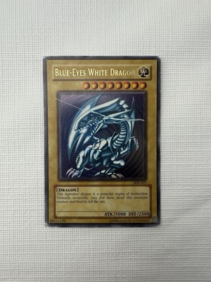 Blue Eyes White Dragon SKE-001 Yu-GI-Oh Foil damaged-image