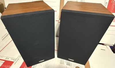 VINTAGE FISHER HiFi 3 WAY BOOKSHELF SPEAKERS  A/V HOME THEATER STEREO 1980's-image