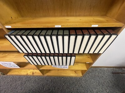 Encyclopedia Britannica 15th Edition 1980 Complete Set 30 Volume Books-image